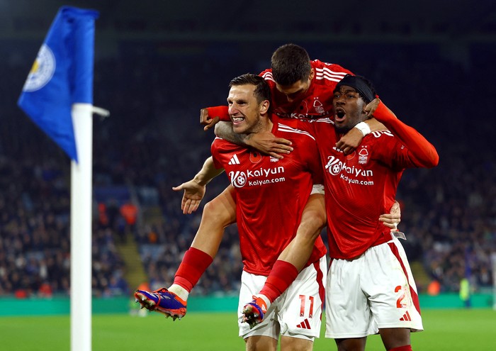 Nottingham Lagi di Peringka